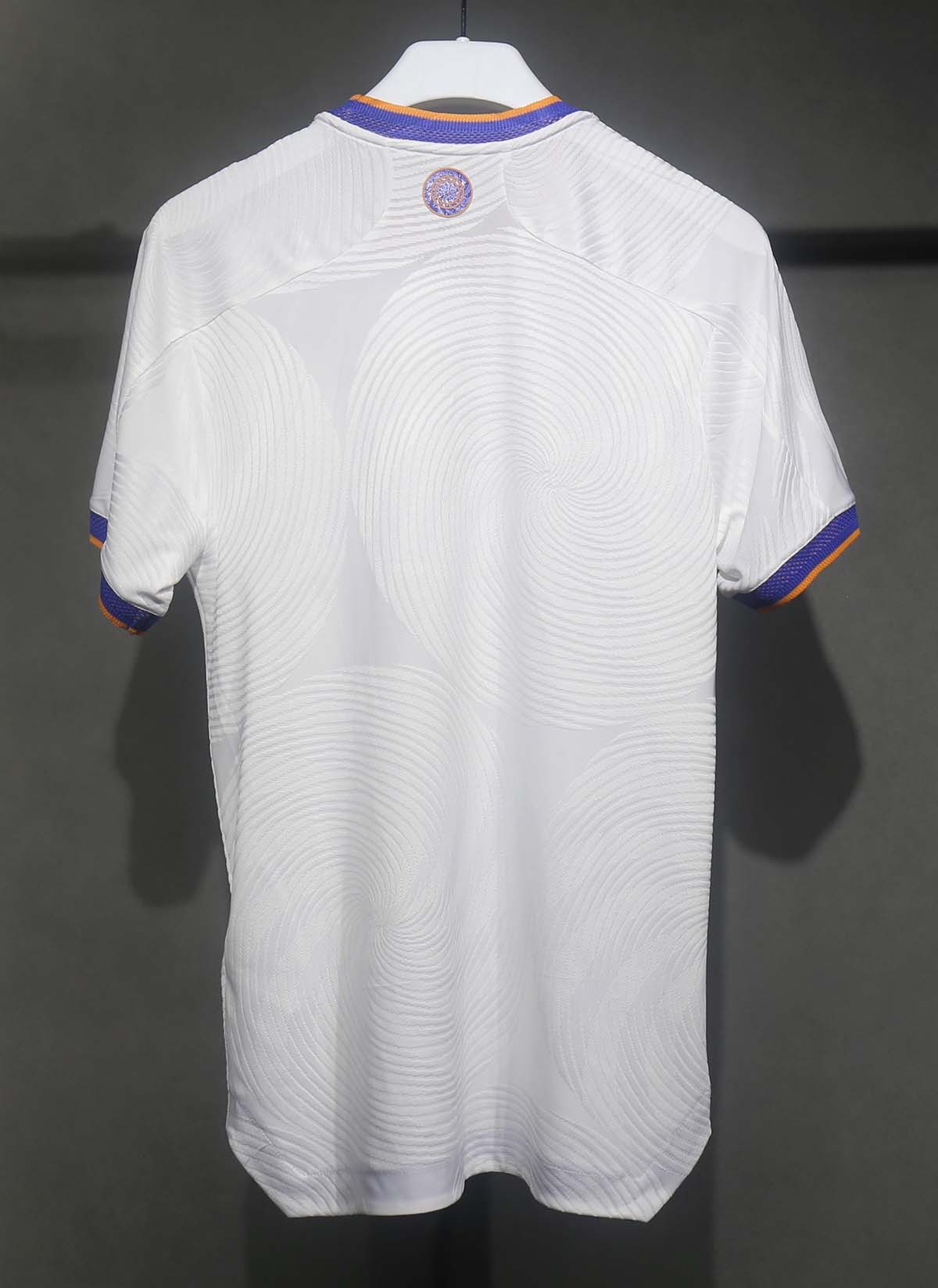 Retro Player Edition 2021-22 Real Madrid Home Retro Football jersey Benzema vini jr. Casemiro KROOS MODRIC