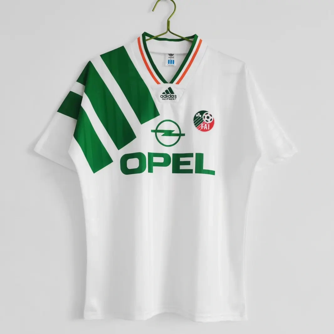 retro 1992-94 Ireland away retro football jersey Fan version