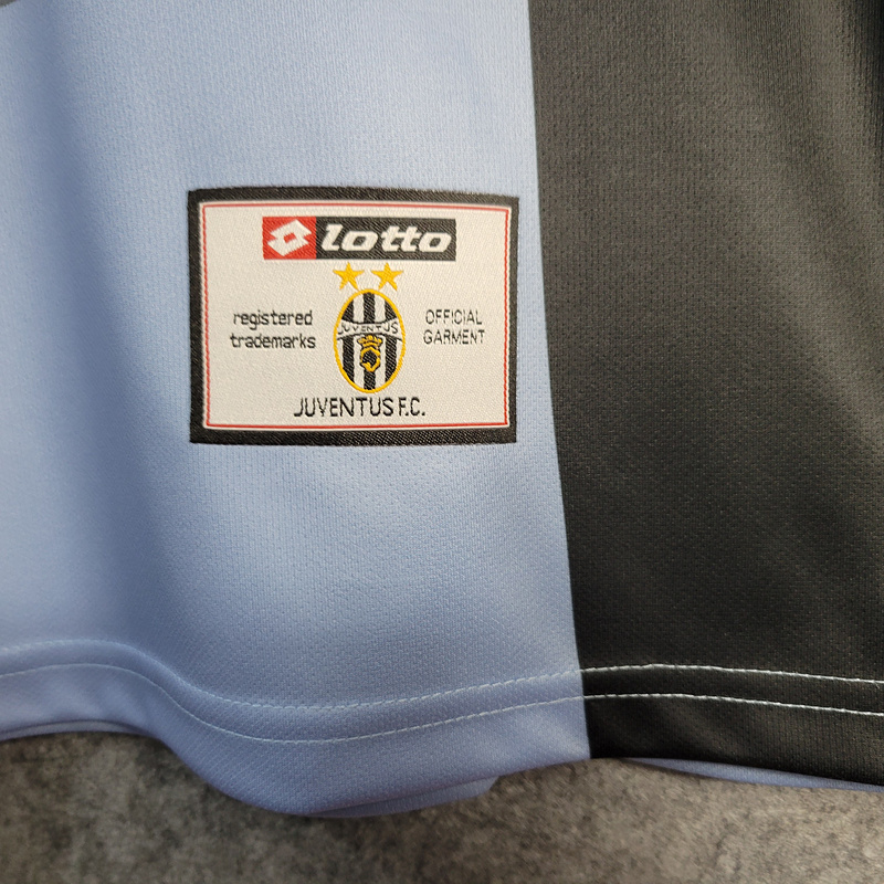 Retro 2002-03 Juventus goalkeeper away Retro Football jersey retro
