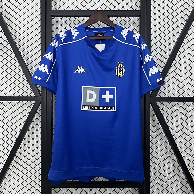 Retro 1999-00 Juventus Away Football jersey retro
