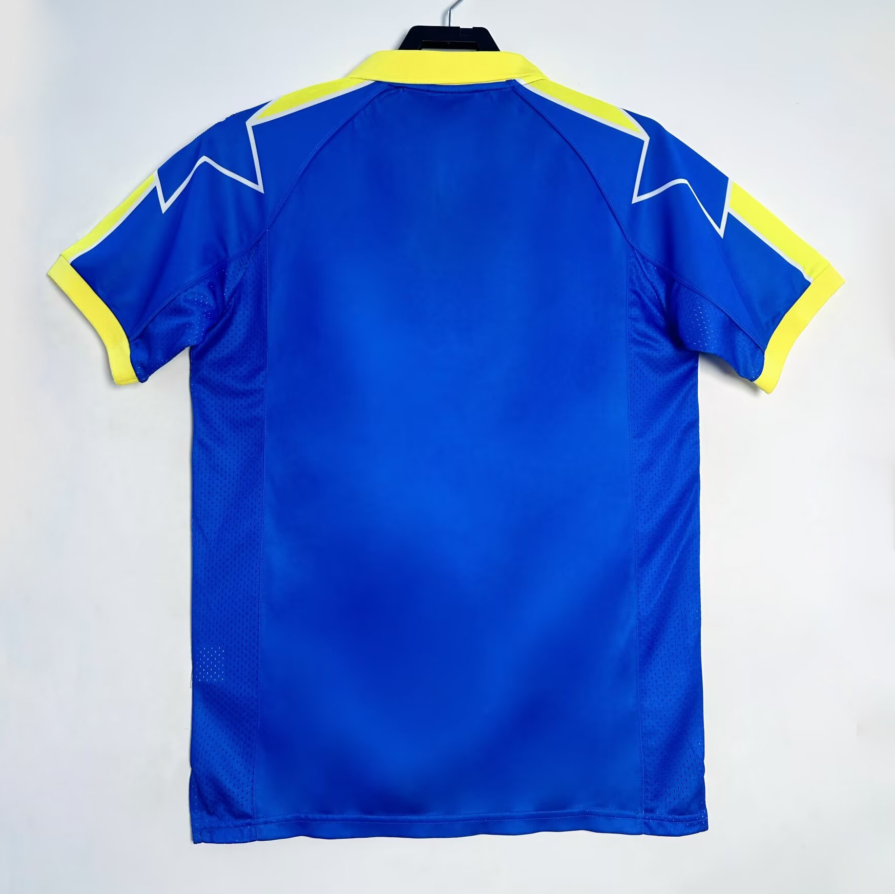 Retro 1997-99 Juventus away football jersey