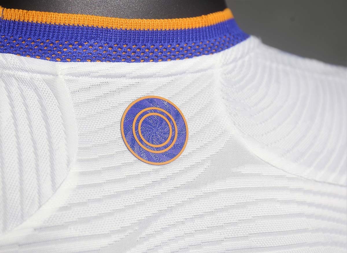 Retro Player Edition 2021-22 Real Madrid Home Retro Football jersey Benzema vini jr. Casemiro KROOS MODRIC