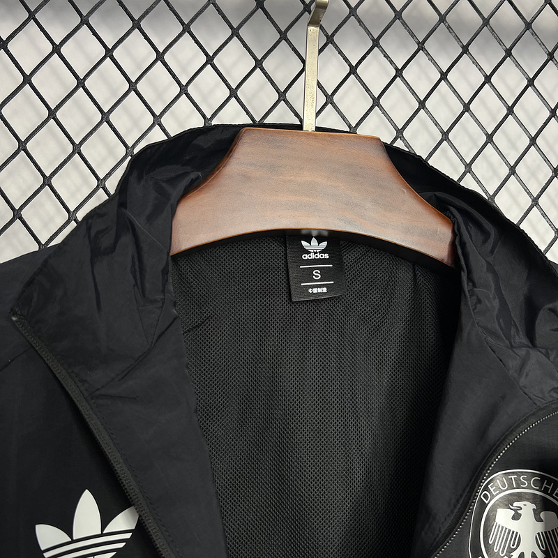 2024-25 Windbreaker Germany