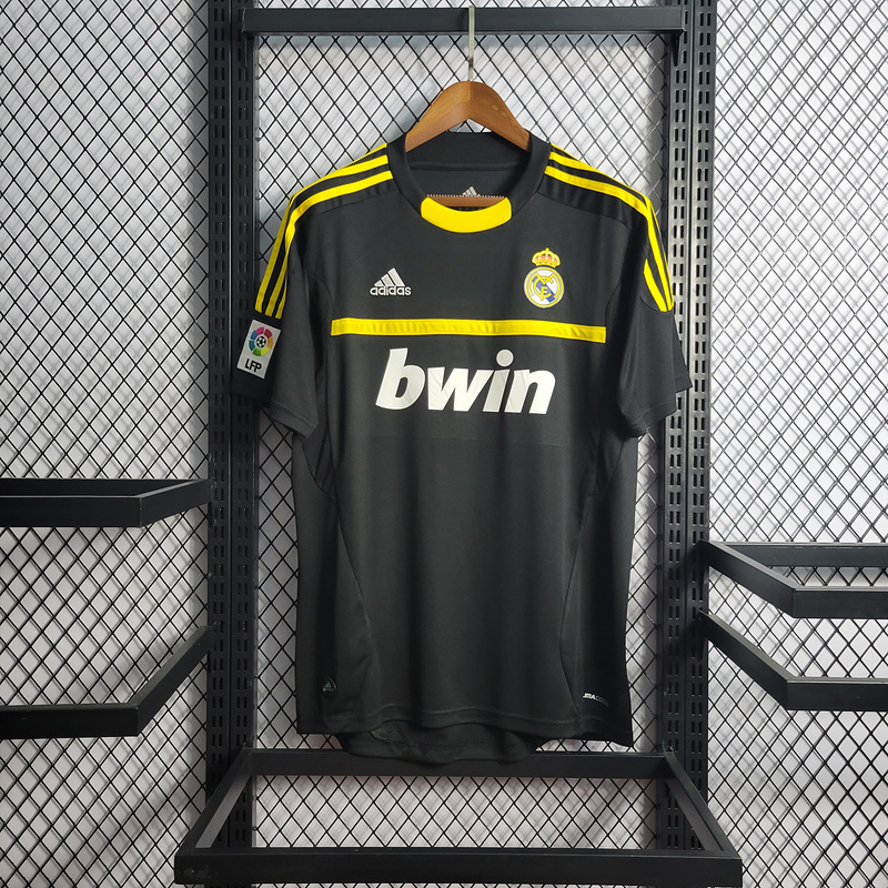 Retro 2011-12 Goalkeeper Real Madrid Goalkeeper  I. Casillas #1 Football jersey retro
