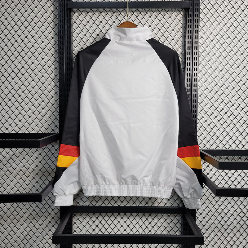 23-24 Windbreaker Juventus