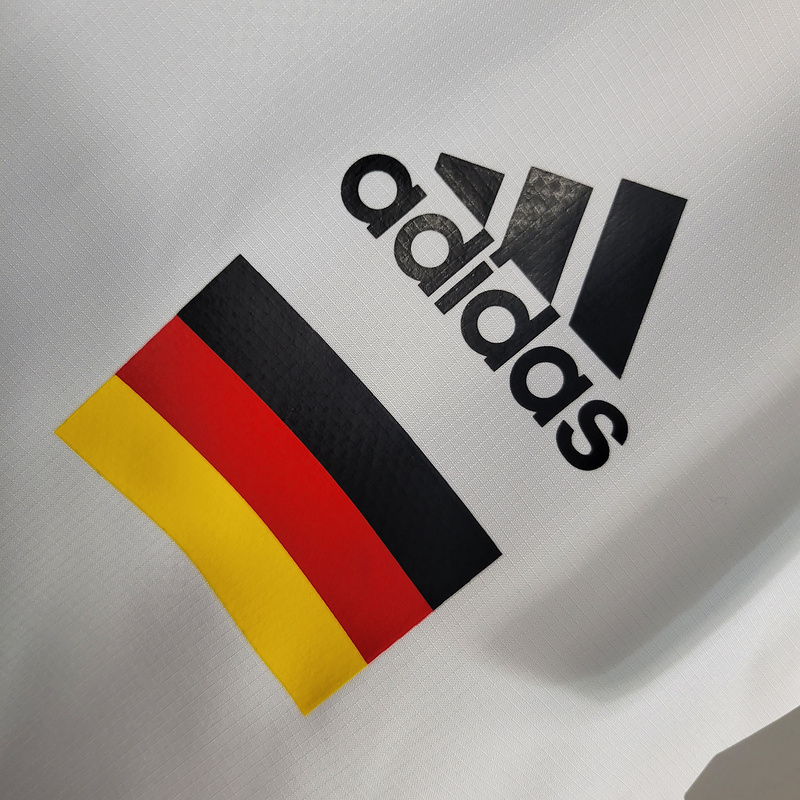 Windbreaker Germany white