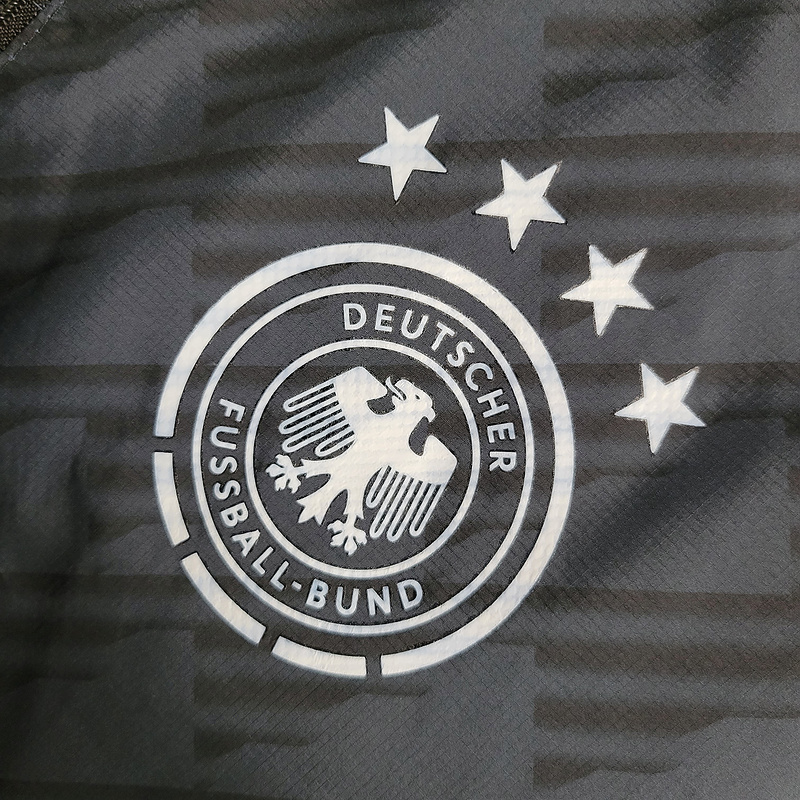Windbreaker Germany  black