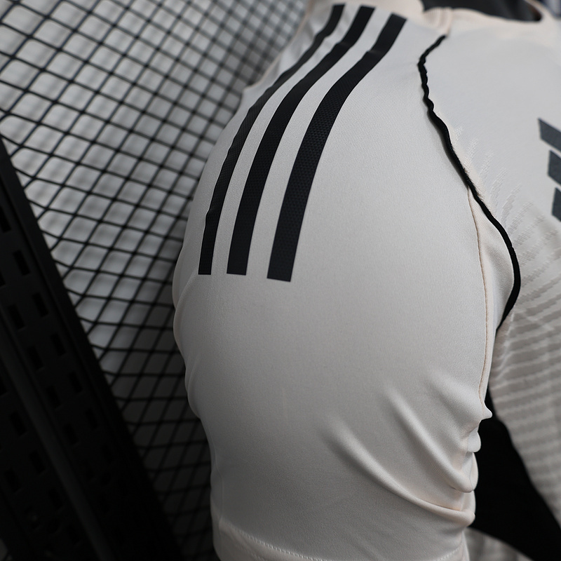 Player 2025-26 Real Madrid Special Edition Football jersey