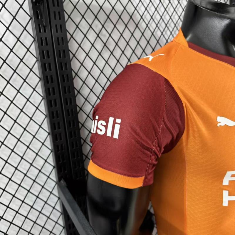 Player 2025-26 Galatasaray Home Football jersey