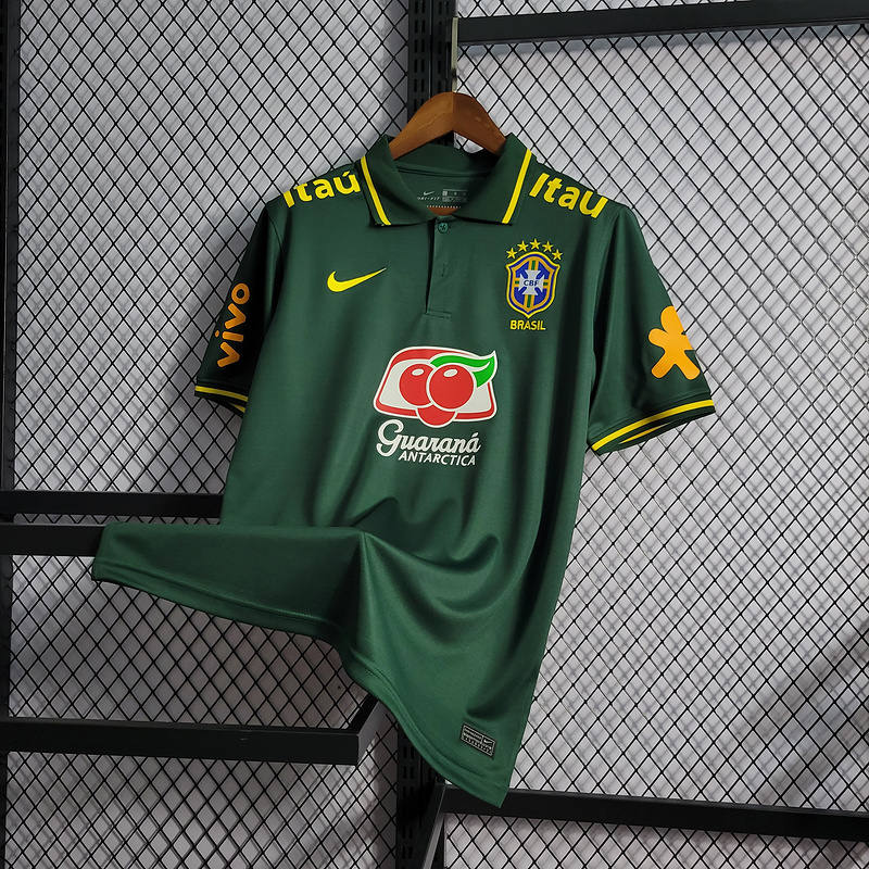 Retro 2014 Brazil Away Retro football jersey