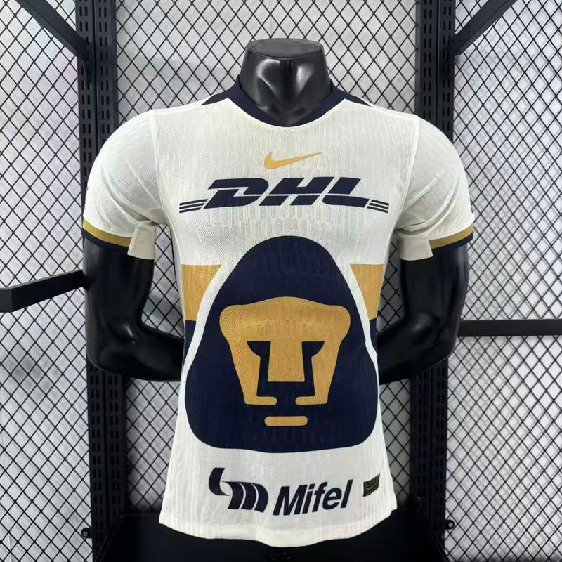 PLAYER 2025-26 Pumas U.N.A.M. Home Football jersey
