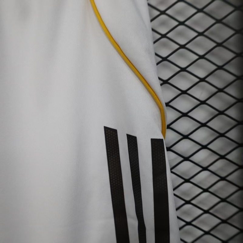 Player 2025-26 shorts Real Madrid shorts