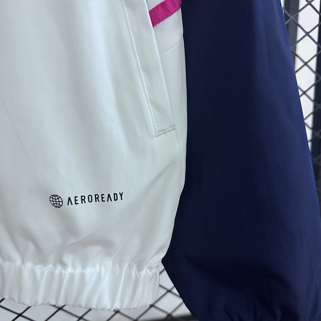 Windbreaker Arsenal