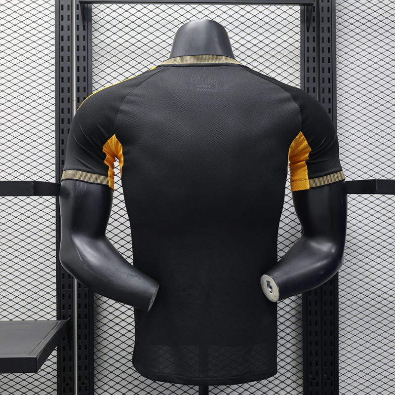 Player 2025-26 Real Madrid Special Edition Black gold Football jersey
