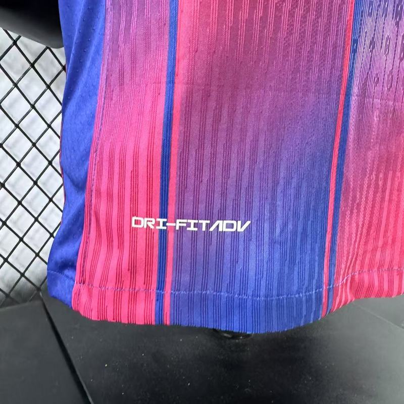 Player 2025-26 Barcelona Home PLAY Football jersey