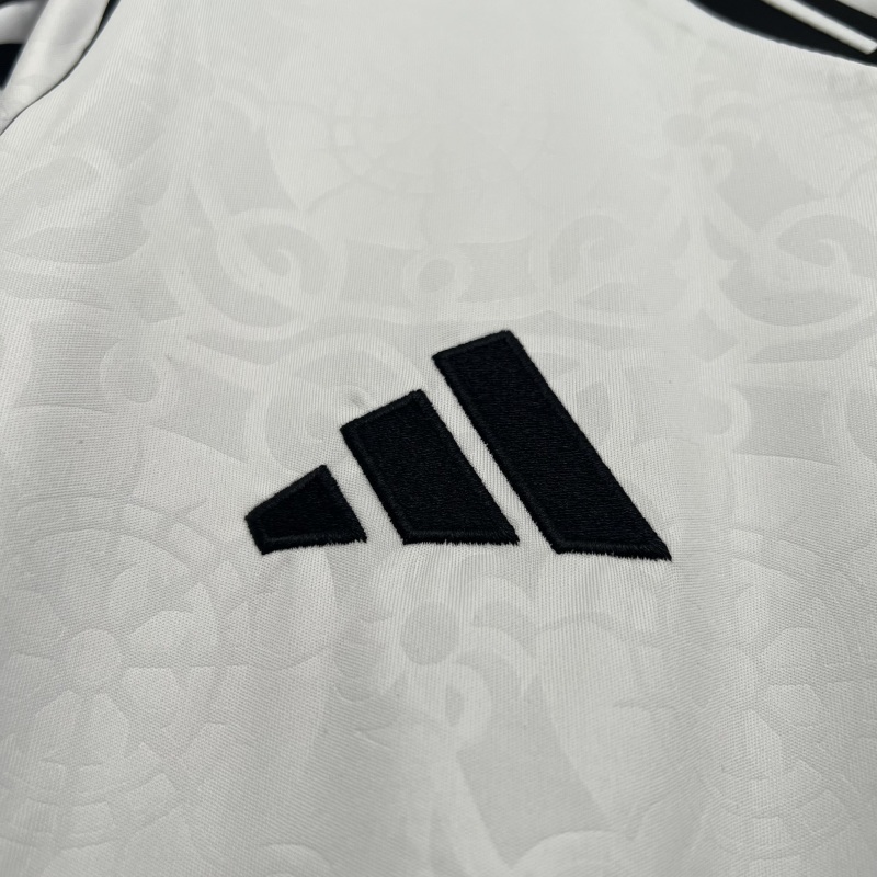 2025-26 Fulham Home Football jersey