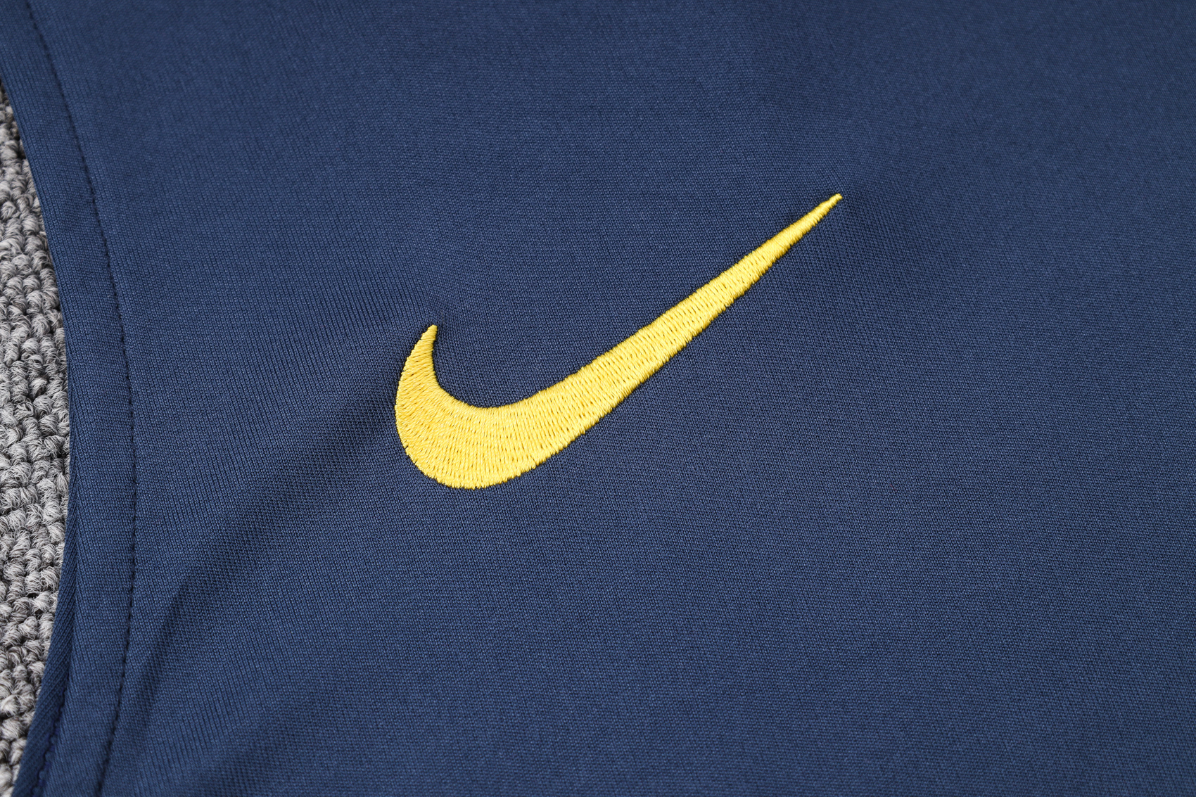 23-24 season psg blue training vest suit