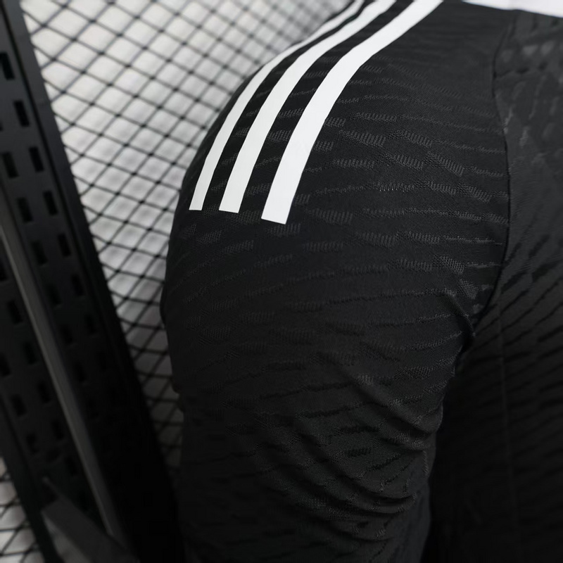 Player 2025-26 Real Madrid goalkeeper black Football jersey