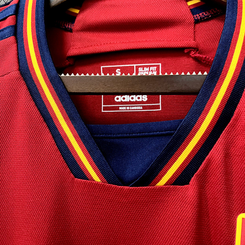 2022-23 Spain Home Football Jersey