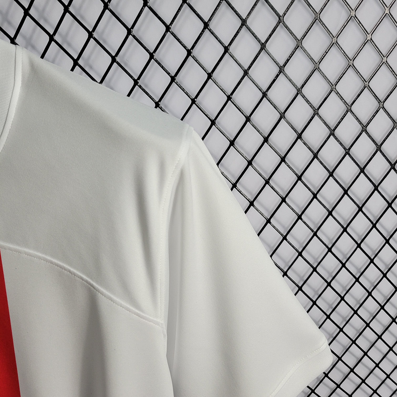 22-23 PSG Paris away