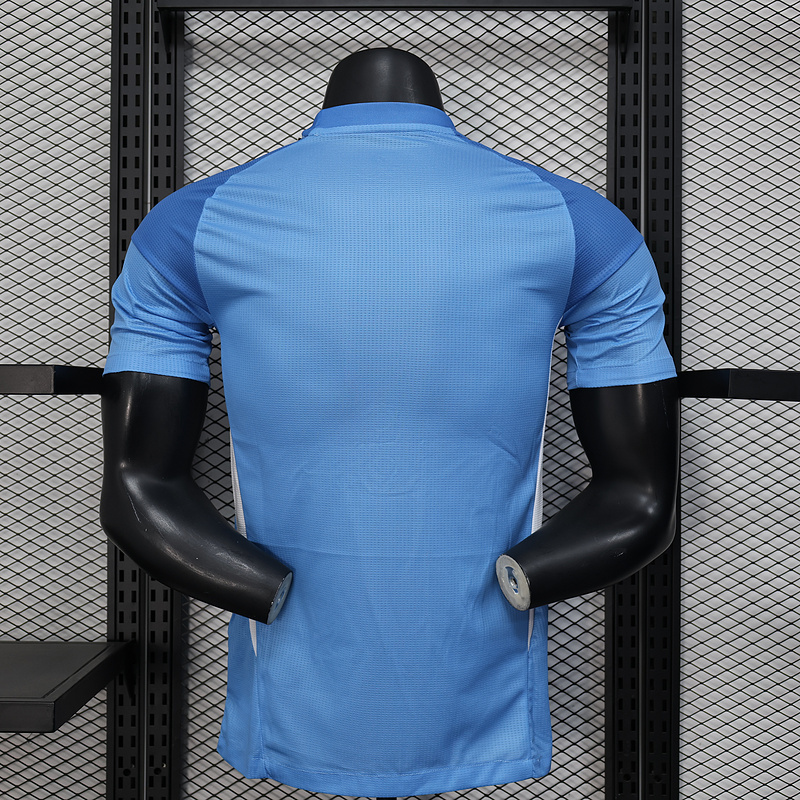 Player 2025-26 Real Madrid goalkeeper Football jersey