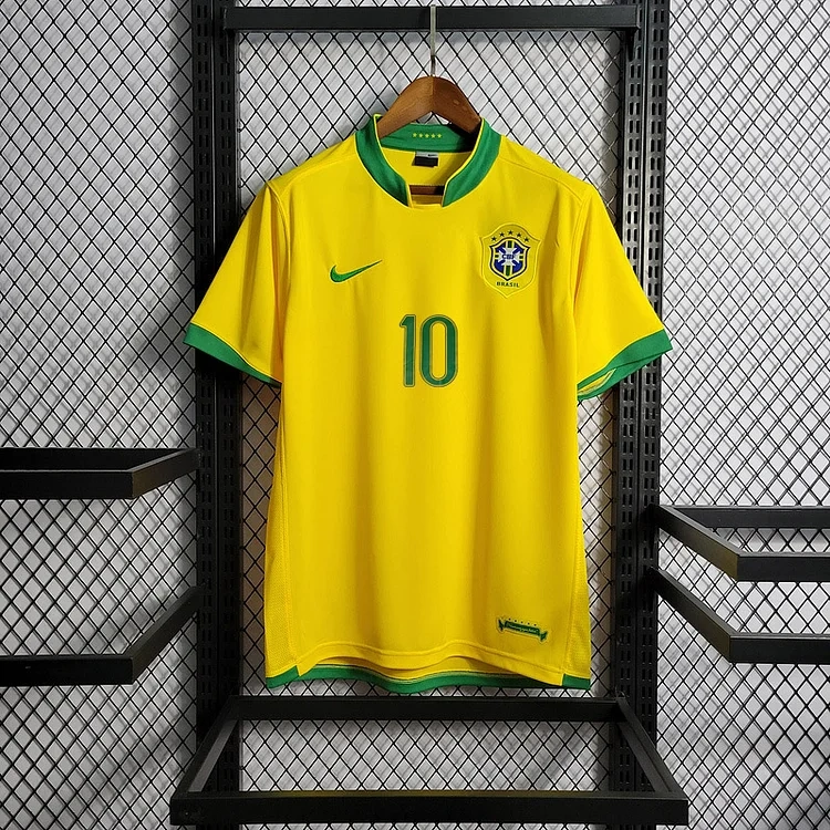 Retro 2006 Brazil home retro RONALDO Ronaldinho KAKA R.CARLOS CAFU ROBINHO Football jersey