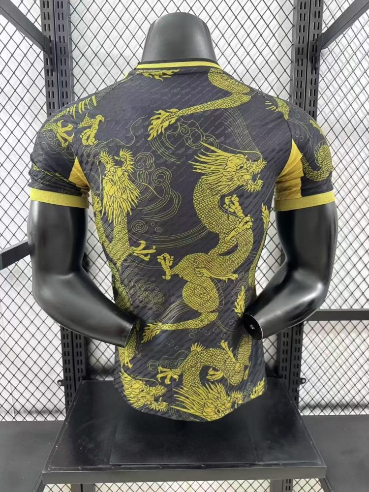 Player Edition 2025-26 Real Madrid Special Edition  Football jersey MODRIC VINI JR. BELLINGHAM CARVAJAL