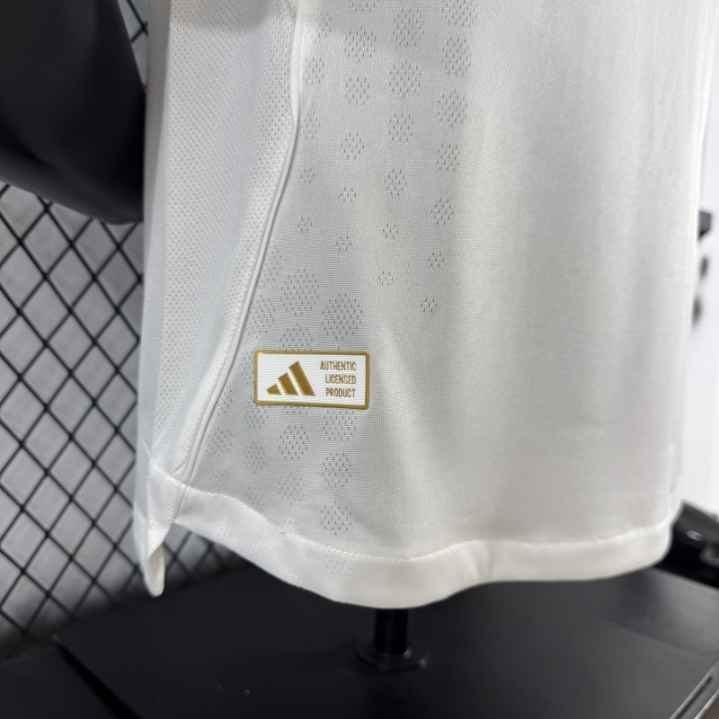 Player 2025-26 Leeds United Home Football jersey