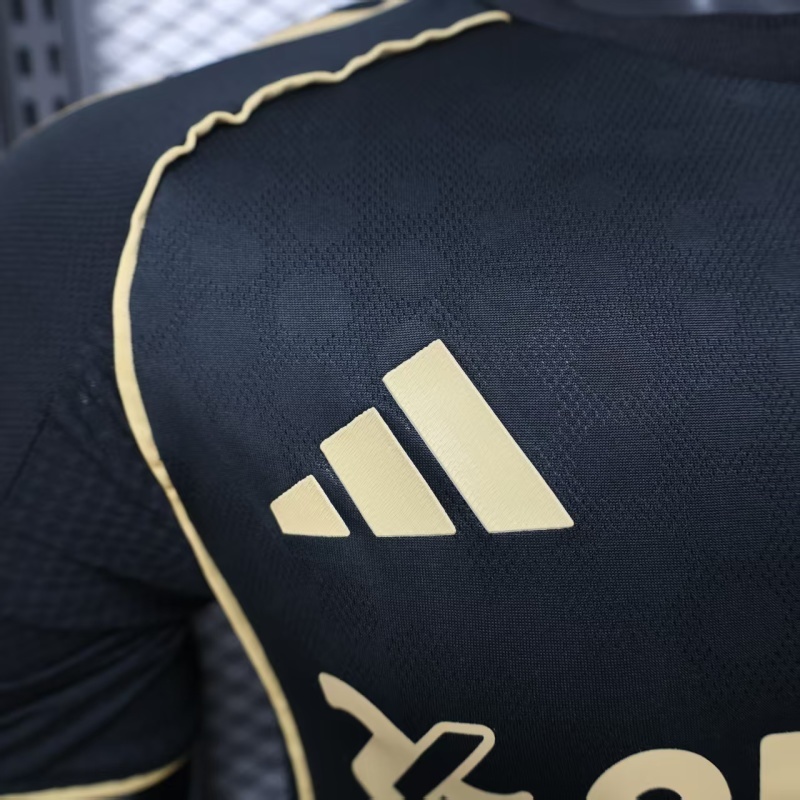 Player 2025-26 Fulham Away football jersey