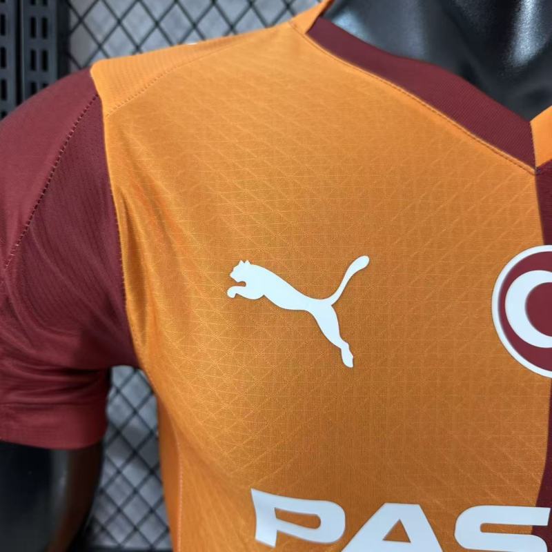 Player 2025-26 Galatasaray Home Football jersey