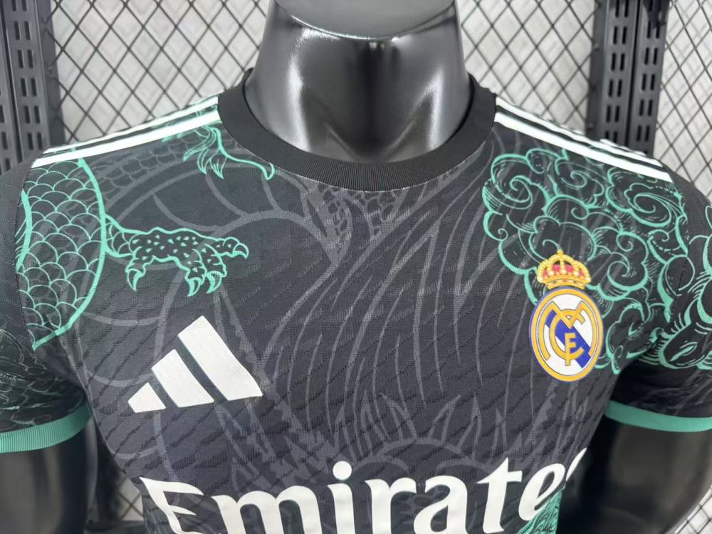 Player Edition 2025-26 Real Madrid Special Edition  Football jersey MODRIC VINI JR. BELLINGHAM CARVAJAL