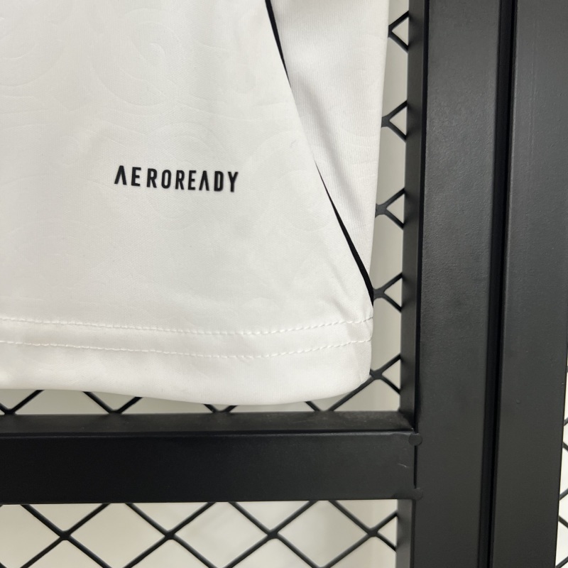2025-26 Fulham Home Football jersey