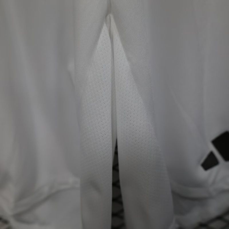 Player 2025-26 shorts Real Madrid shorts