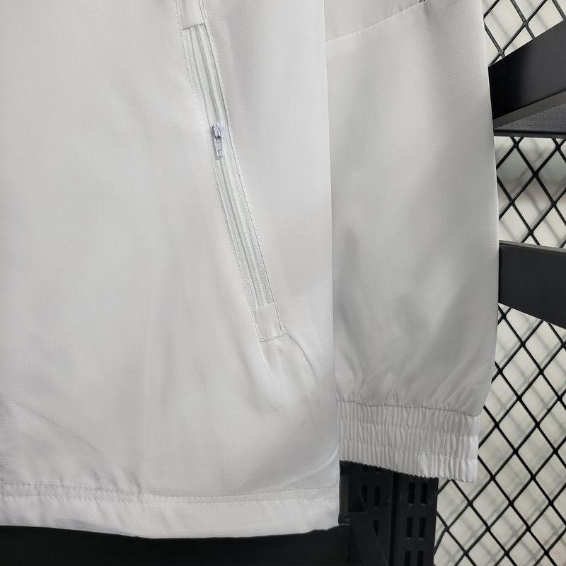 Windbreaker Germany white