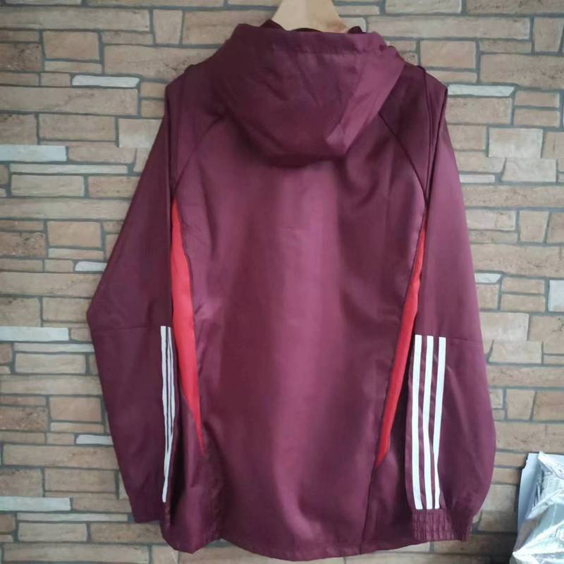 Windbreaker Arsenal