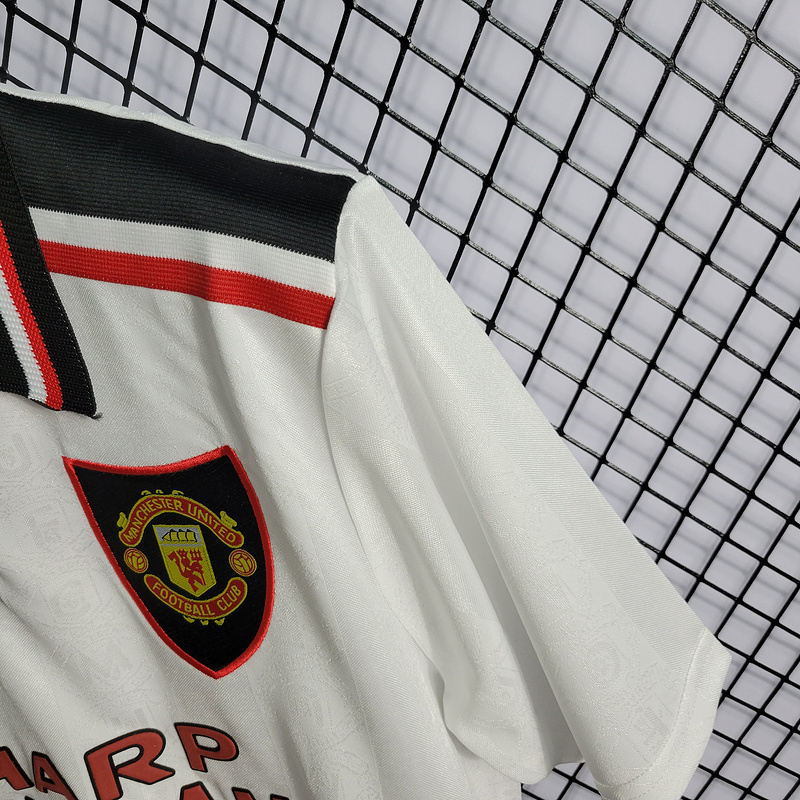 Retro 1997-99 Manchester United BECKHAM GIGGS KEANE SHERINGHAM Football jersey retro