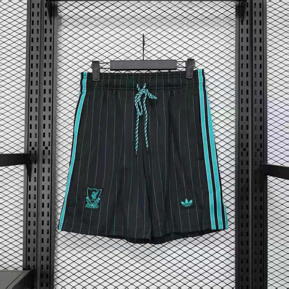Player 2025-26 shorts Liverpool shorts