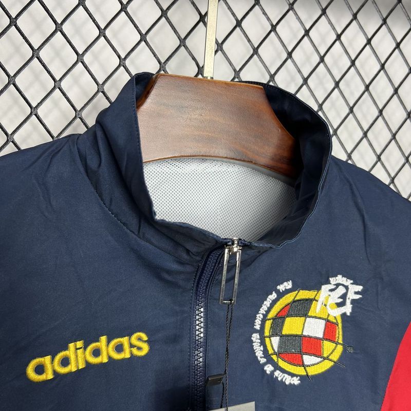 Windbreaker Spain