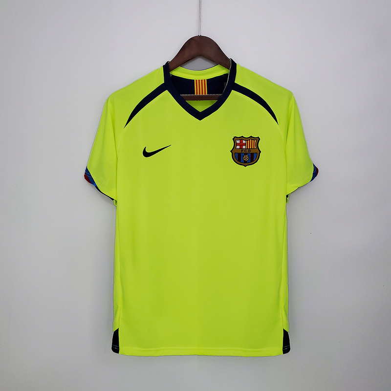 Retro FC Barcelona 2005-06 away XAVI MESSI RONALDINHO Football jersey retro