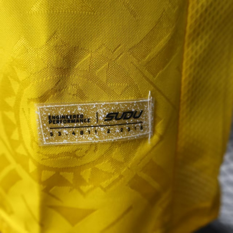 Player 2025-26 Wolves Home football jersey