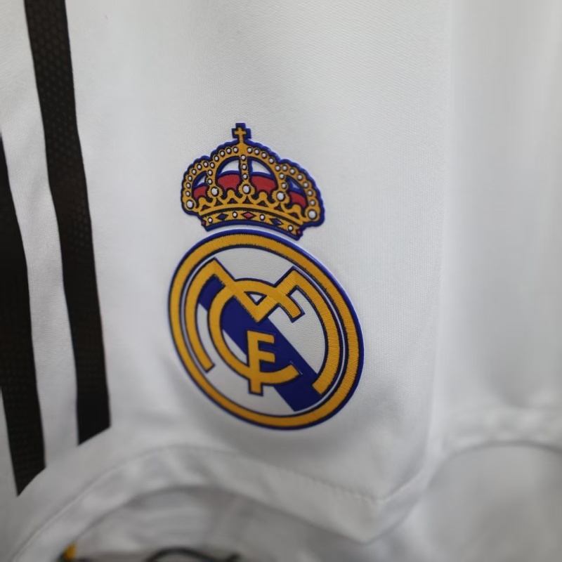 Player 2025-26 shorts Real Madrid shorts