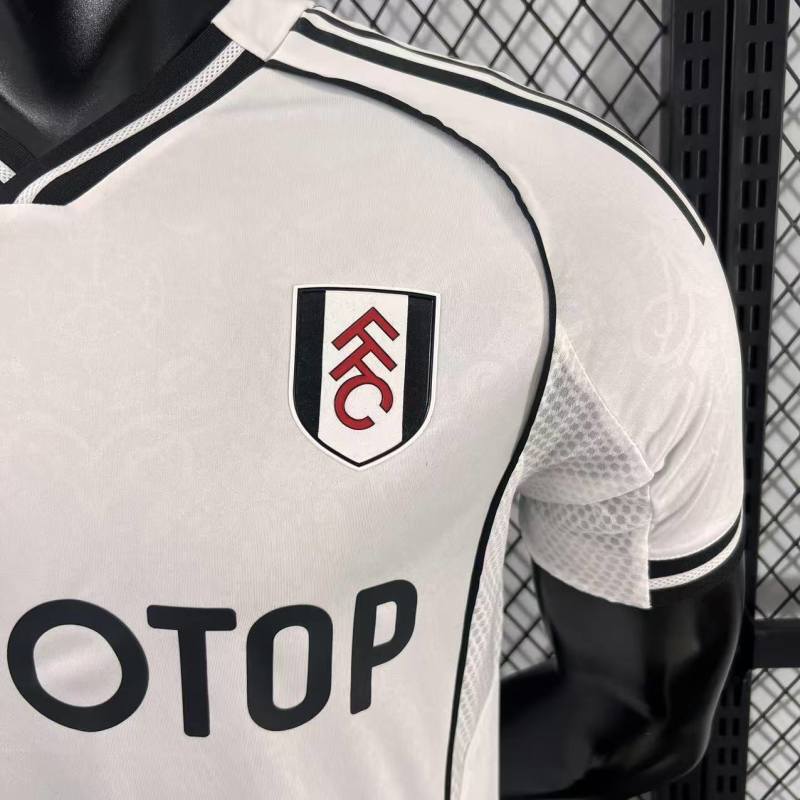 Player 2025-26 Fulham Home football jersey