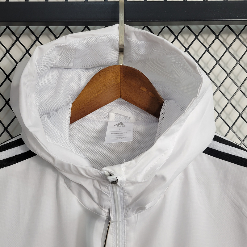 Windbreaker Germany white