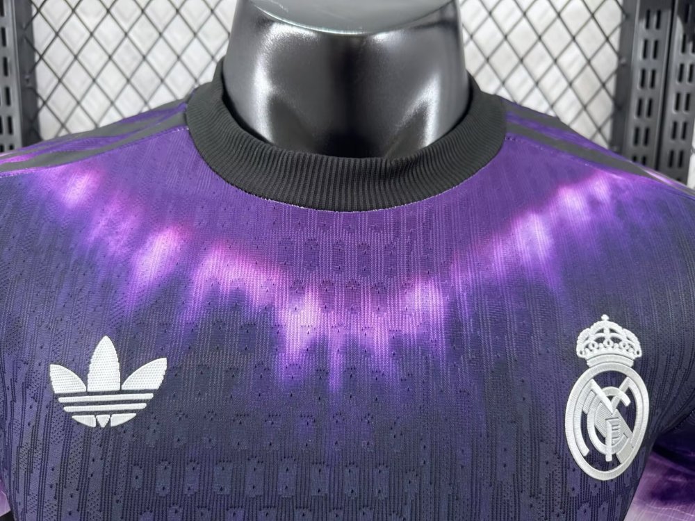 2025-26  Real Madrid Player Version Special Edition Player Version Football jersey MODRIC VINI JR. BELLINGHAM CARVAJAL