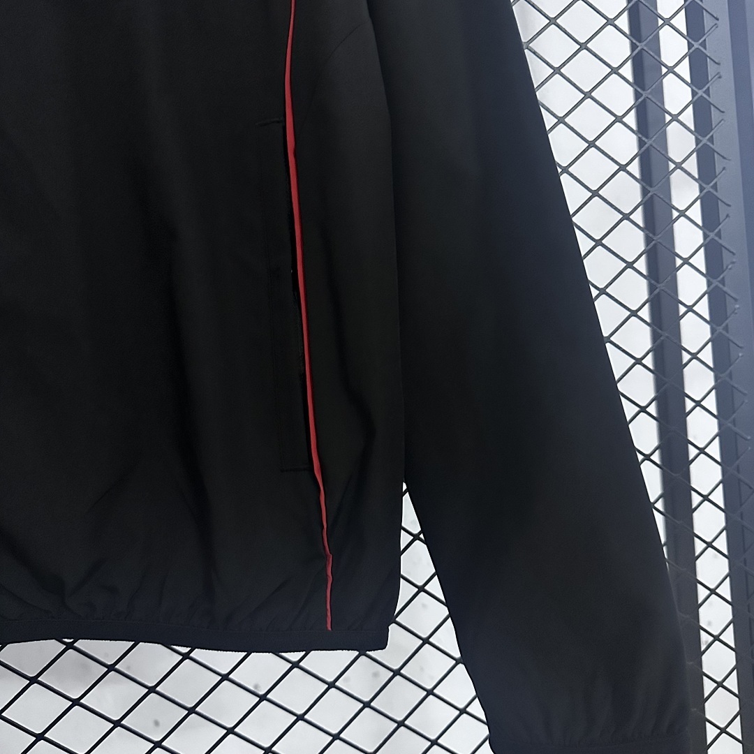Windbreaker Ajax
