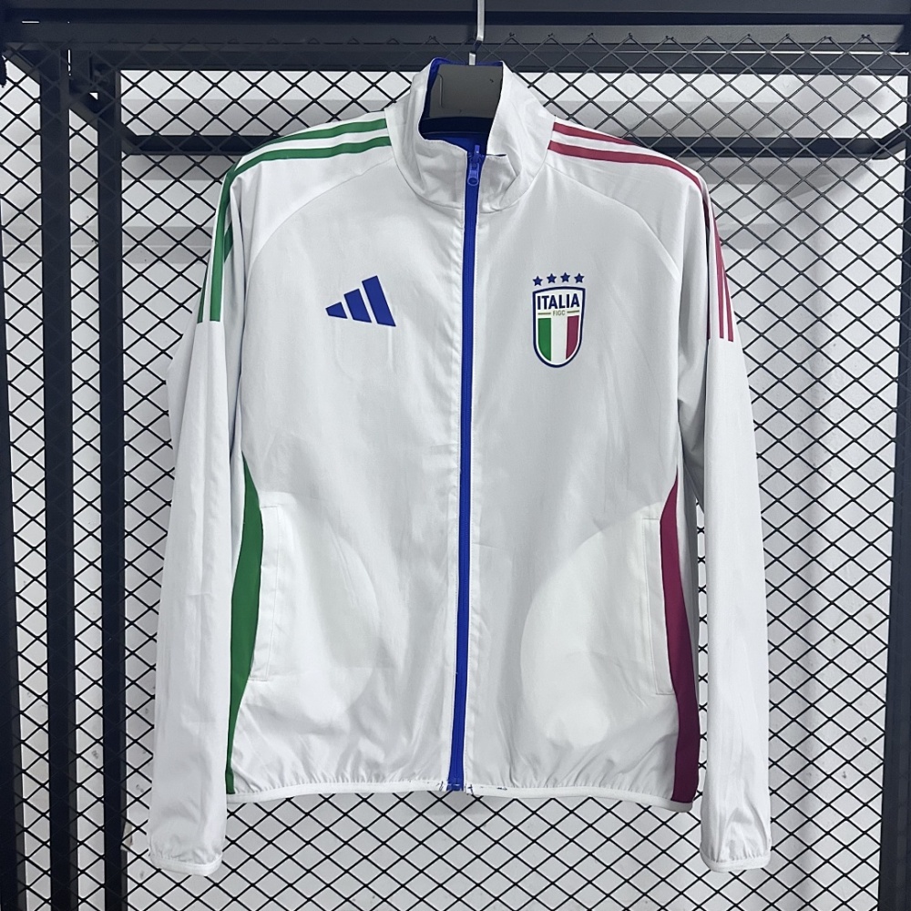 Windbreaker Italy