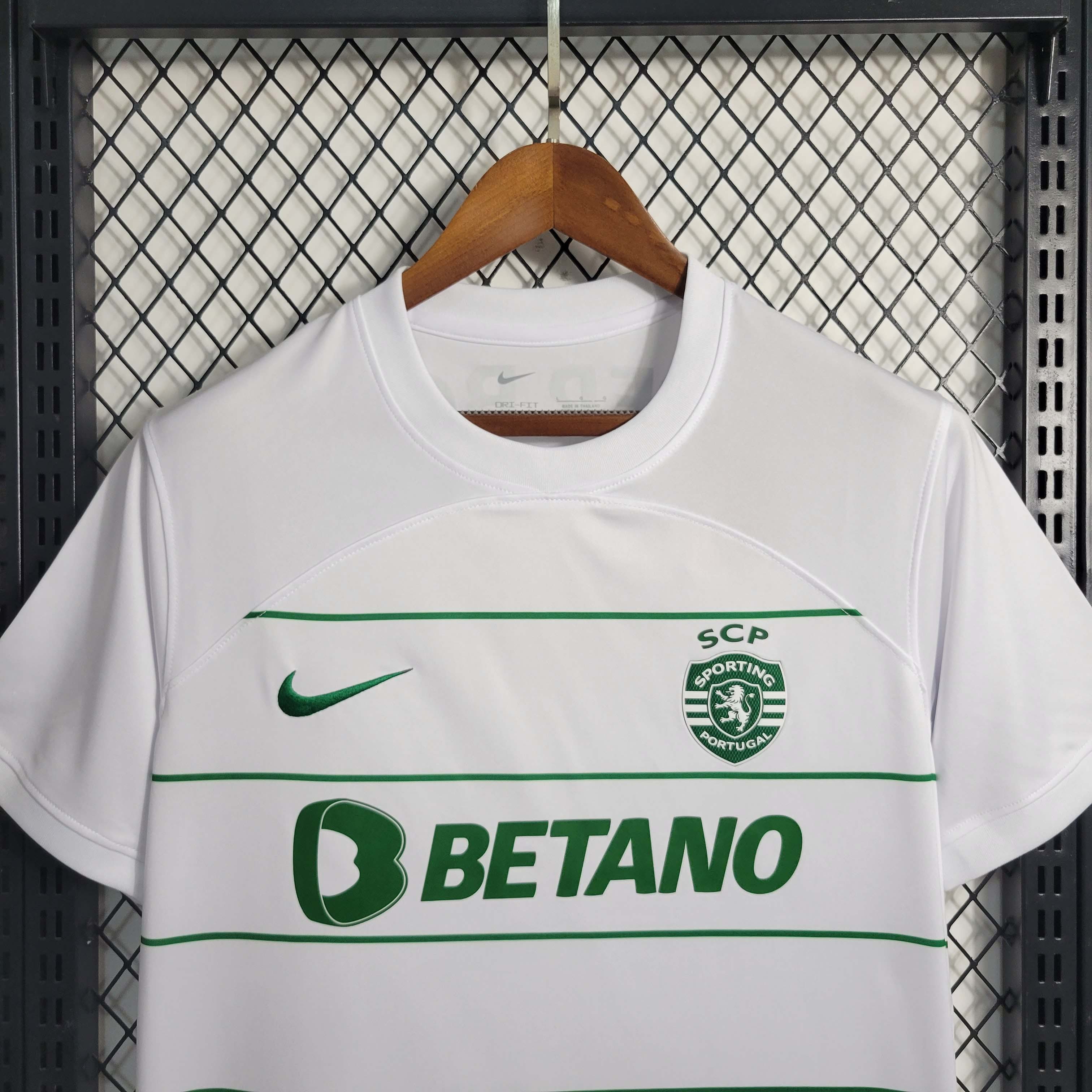 2023-24 Sporting Lisbon Away Football Shirt