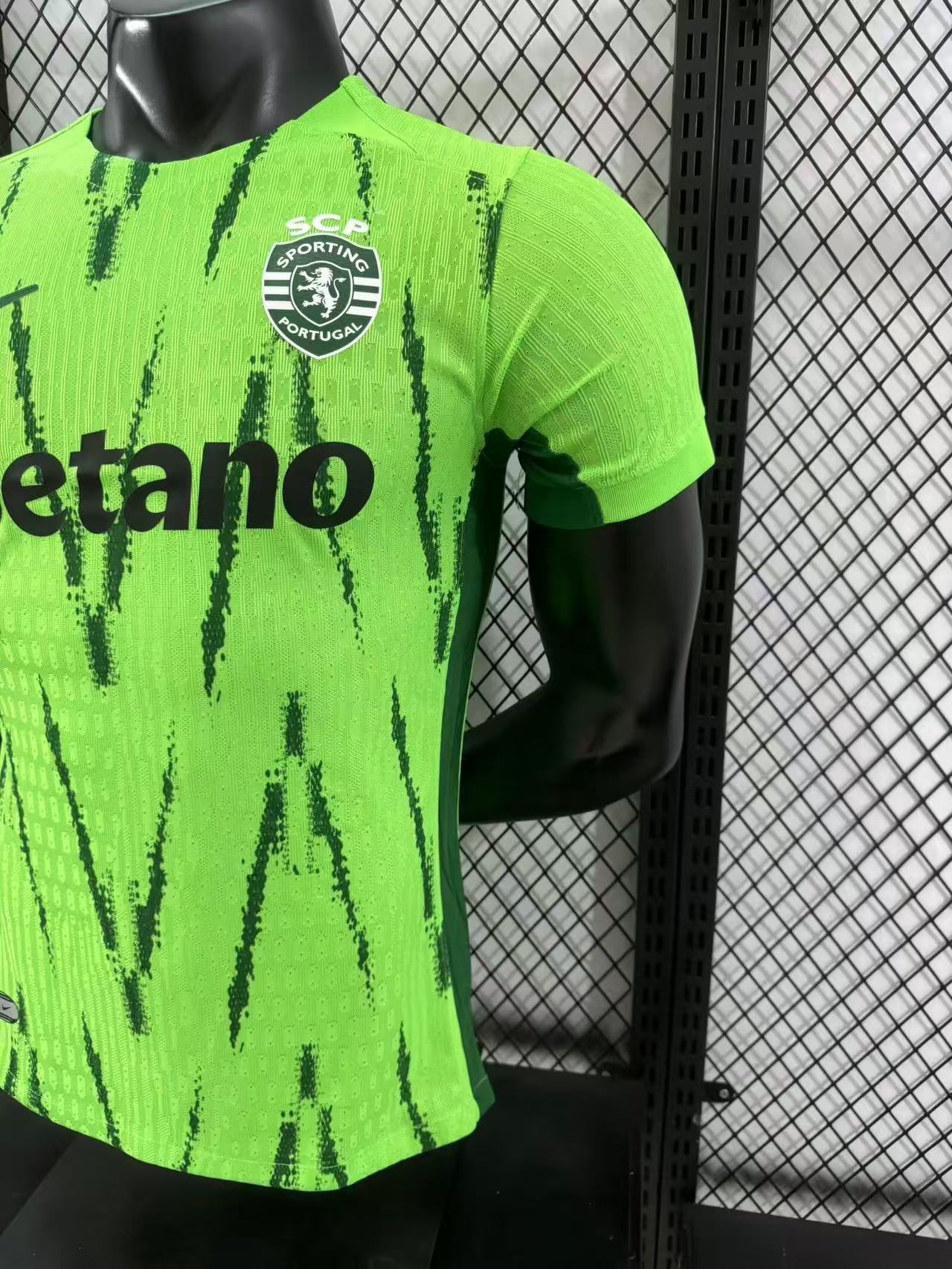 2024-25 Lisbon Technique 2nd away Player Edition