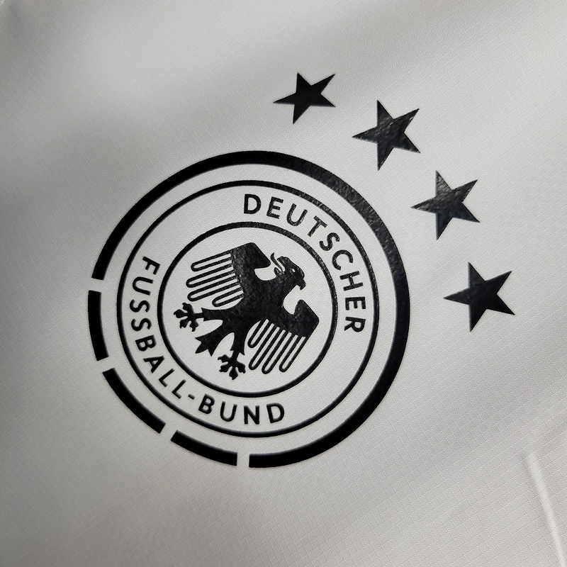 Windbreaker Germany white