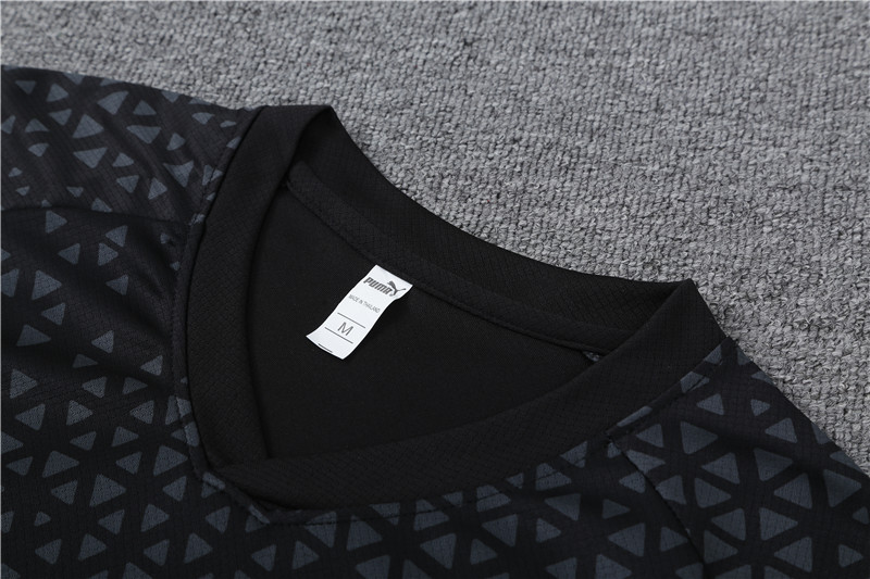23-24-Short-sleeved training suit Marseille black